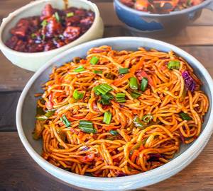 Schezwan noodles