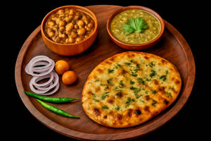 Amritsari Allo Kulcha With Chole