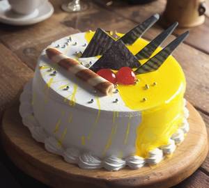 Rich Pineapple Cake [500 Gm]