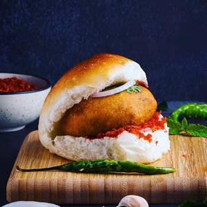 Hatke vip vadapav