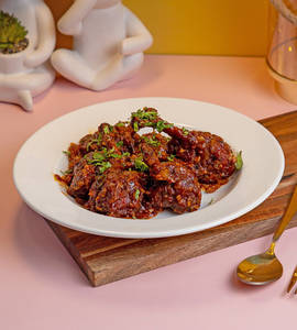 Chicken Lollipop Tossed In Choice Of Sauce