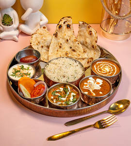 Veg Premium Choice Of Bread Thali