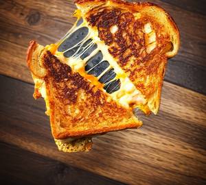 Grilled cheese sandwich