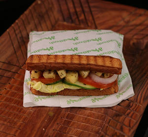 Cottage Cheese Garlic Bread Sandwich