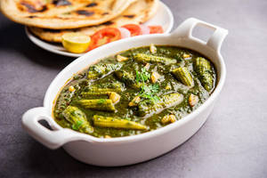 Baby Corn Palak (500 Ml)