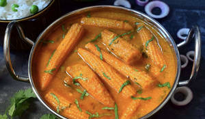 Baby Corn Carrot Curry
