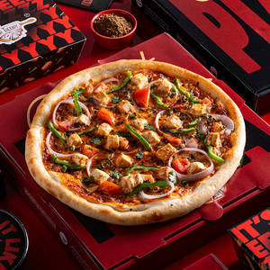 Spicy Paneer Pizza