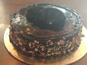 Roasted almond premium exotic cakes