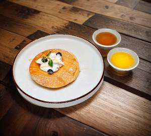 Maple Lady Pan Cake