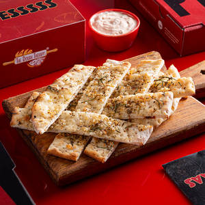 Garlic Dough Flakes With Paprika Mayo Dip