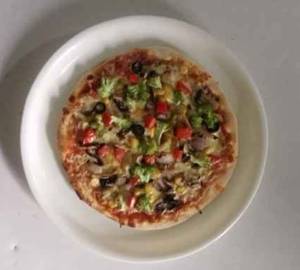 Kadai Paneer Pizza
