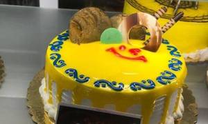 Pineapple classic cake