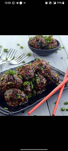 Veg. Manchurian (dry / Gravy)