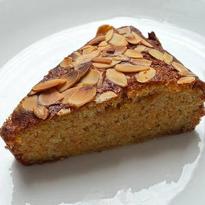 Carrot Cake Slice (100% Wholewheat)