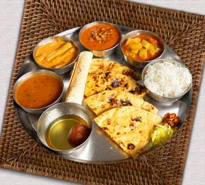Makai Rotla Thali
