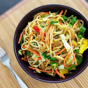 Veg Hakka Noodles[n]