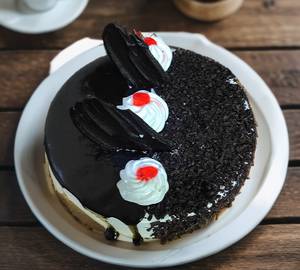 Eggless Black Forest (500 Gm)