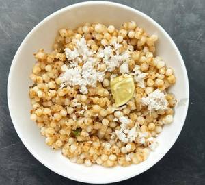 Sabudana khichadi [in pure ghee) with chatni