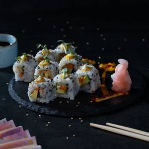 Vegetable California Sushi