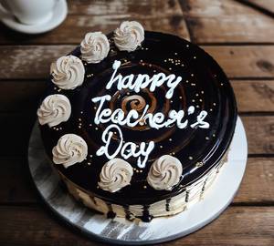 Eggless Chocolate Ganache Cake