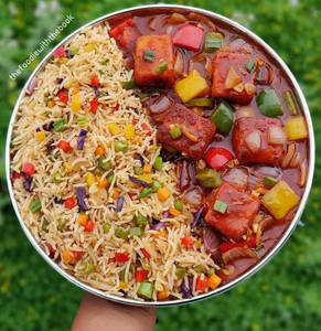 Chilli Paneer With Veg Fried Rice