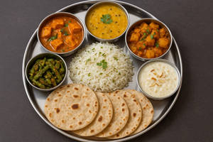 Jain Premium Thali (No onion and garlic) 