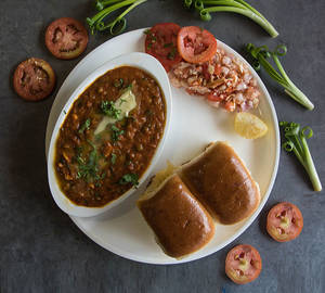 Boiled Bhaji Pav
