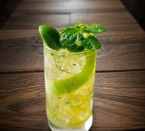 Green apple mojito