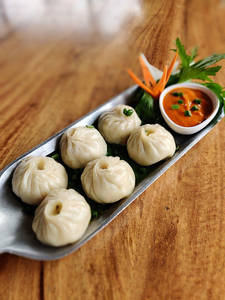 Paneer Schezwan Momos