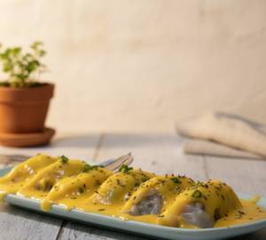 Melted Cheese Topped Steamed Chicken Momo