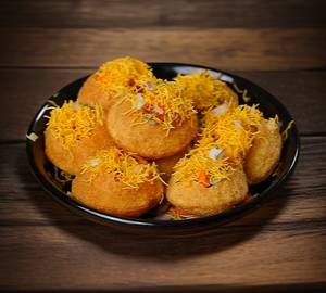 Sev Potato Puri.