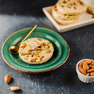 Badam Gajjak