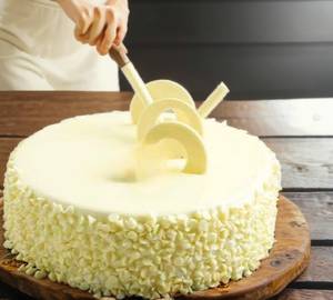 Royal Cassata Layer Cake