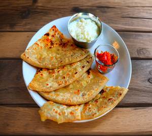 Aloo Paratha Pickle Curd 2