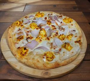 Paneer & Onion Pizza