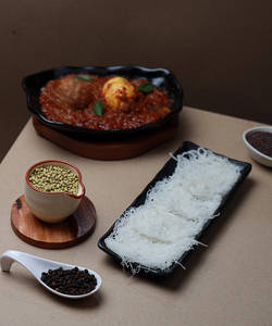 Idiyappam _ Egg Roast Combo