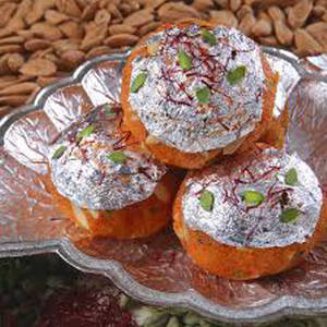 Moti Choor Dry Fruit Ladoo