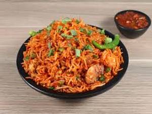 Boneless chicken fried rice