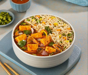 Veggie Fried Rice With Chilli Paneer