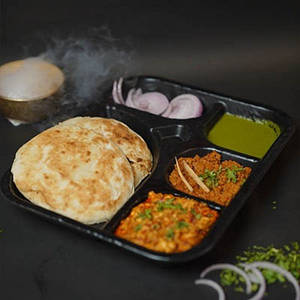 Amritsari Paneer Bhurji + Keema Nutri with Kulcha (2 pcs)