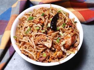 Chicken Schezwan Noodles