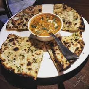 Cheese Naan with Gravy (1 Pc)