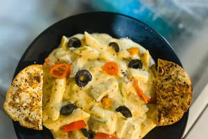 White Sauce Pasta Penne