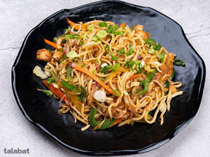 Dhaba Chicken Noodles