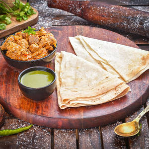 Khurchan Mushroom With Rumali Roti