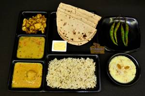 Jain Special Thali (No onion and garlic)