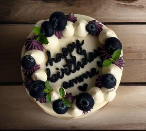 Blueberry filling mini cake