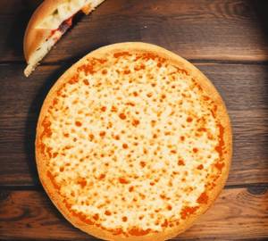 Margherita veg pizza