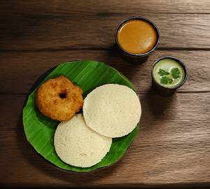 Idli [2Pcs] Vada [1Pc]