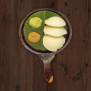 Plain mallige idli